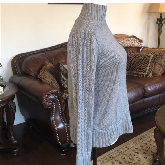 Beautiful Roots cable knit sweater with tags - Picture 4 of 9